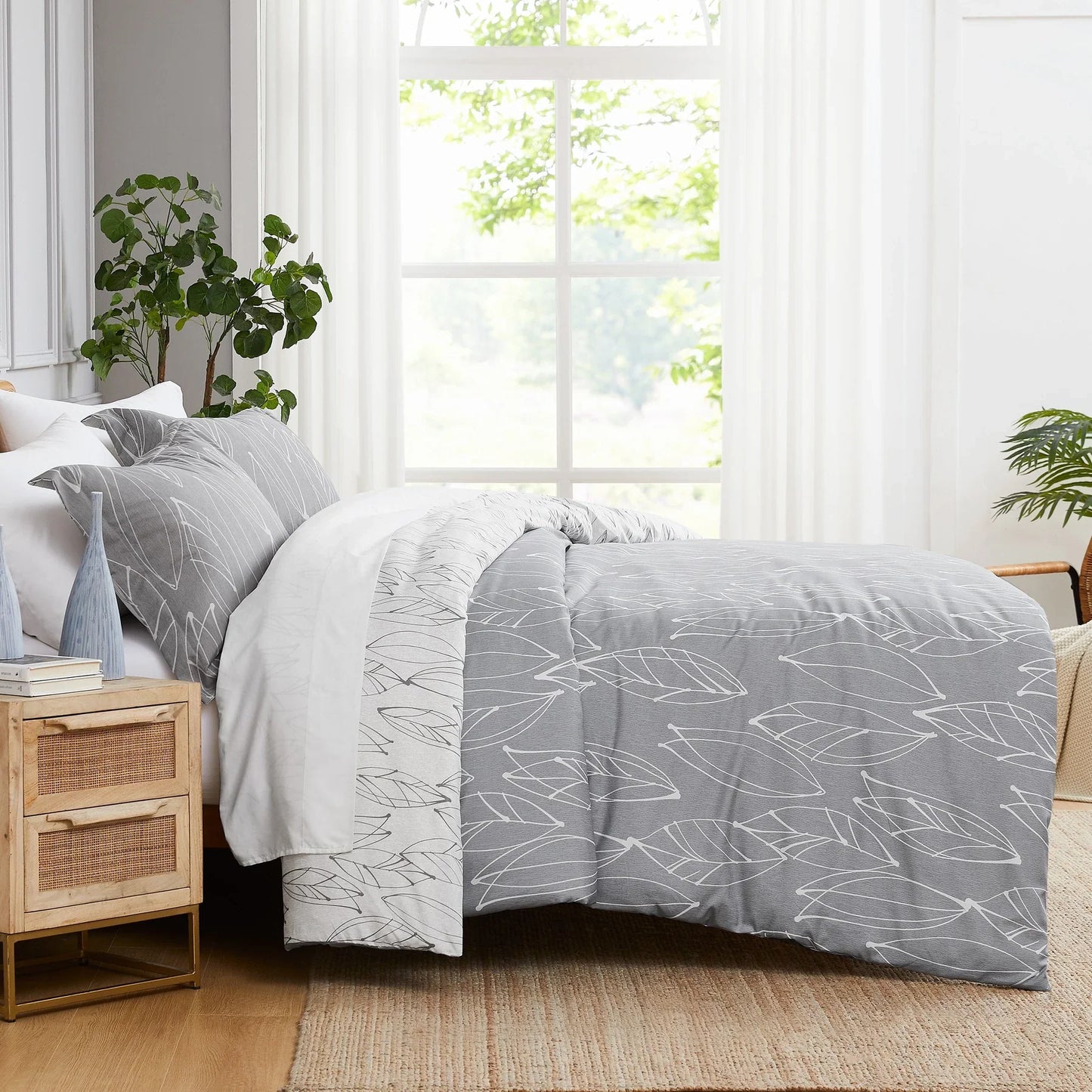 Botanical Reversible Comforter Set, Grey