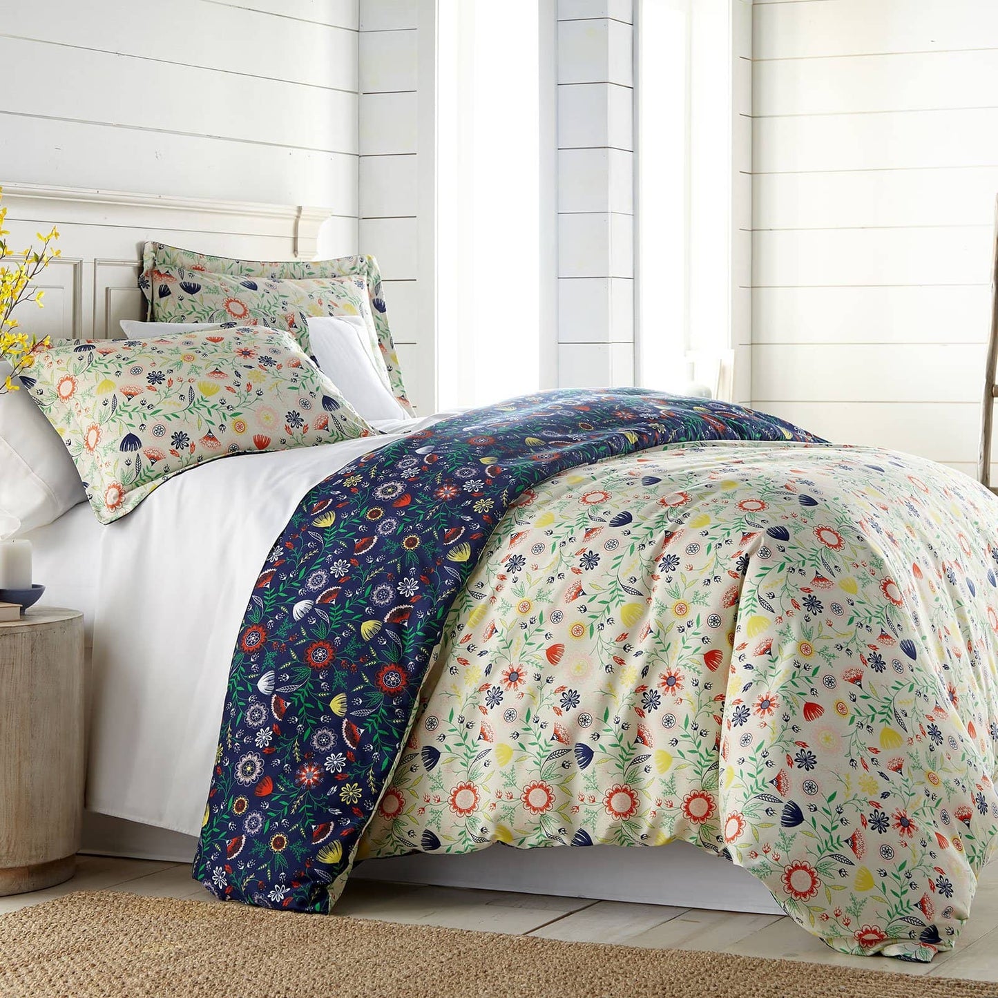 Claire's Garden Reversible Comforter Set